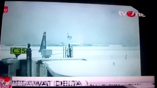 1086 delta plane skidded, Newyork AS