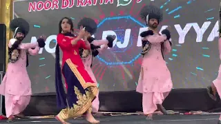 Bhangra Queen Jasnoor Performs on Pakki Kanak Song | Babbu Maan Di Fan Kuri | Noor Dj Amritsar