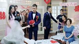 The bride asks for a gift of 500,000 yuan, and the groom immediately remarries a bridesmaid