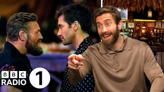 “What is going on!?” 😆 Jake Gyllenhaal on his big Road House fight with Conor McGregor