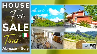Characteristic VILLA with TERRACE view, LAND, olive trees for sale in Roccascalegna, Abruzzo, ITALY