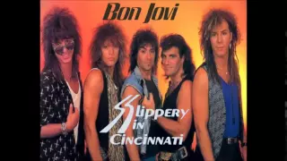 01 - Bon Jovi - You Give Love A Bad Name - Live Cincinnati 1987