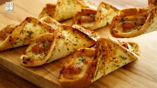 Crispy Garlic Butter Sausage Toast!! Roll The Bread Like This! Delicious!