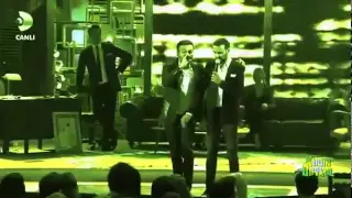 Alişan İngilizce uzun hava Serhat kılıç Muhteşem düet Beyaz Show 05 12