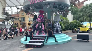 Universal Studion Singapore Rock n’ Trolls