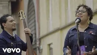 La Santa Cecilia - Leña De Pirul (En Vivo Desde La Ciudad De México, 2017)