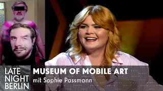 Klaas & Sophie Passmann teilen private Screenshots | Museum of mobile Art | Late Night Berlin