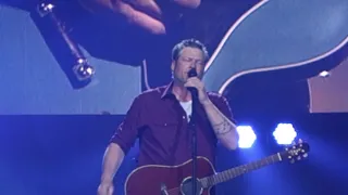 Blake Shelton - Everytime I Hear That Song (03.22.2019)