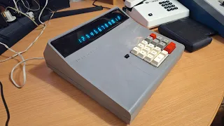 Советский калькулятор Искра-1103 (1977) | Iskra-1103 soviet electronic calculator