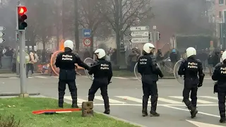 Belgique: heurts en marge d'une manifestation contre les restrictions sanitaires | AFP