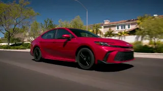 2025 Toyota Camry SE AWD Supersonic Red