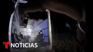 Camión con migrantes es detenido en Texas | Noticias Telemundo