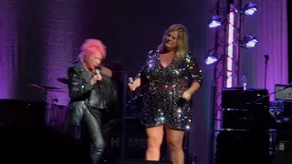 Cyndi Lauper sings “under pressure” with Bridget Everett