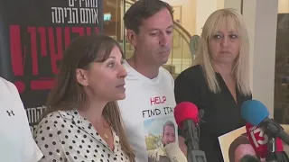 Families call to release U.S. hostages | FOX 5 News