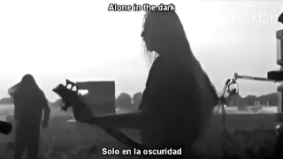 Testament-Alone in  the dark(subtitulado castellano/inglés)