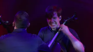 AC/DC THUNDERSTRUCK (LIVE) - ROCK CELLO COVER - Emil & Dariel