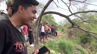 LE SALVARON LA VIDA Y SE MOLESTA A LA ORILA DEL RÍO, #migrante #venezolano