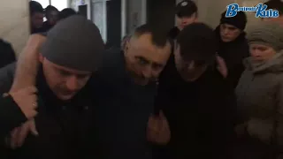 Активісти прорвалися в КМДА