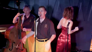 The Jive Aces Live at the HIdeaway - Ain't Nobody Here But Us Chickens (Louis Jordan Cover)