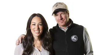 "Fixer Upper" Stars Chip and Joanna Gaines Fined $40,000