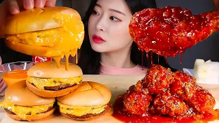 ASMR DOUBLE CHEESEBURGERS & SPICY FRIED CHICKEN * CHEESE DIPPING SAUCE MUKBANG Eating Show
