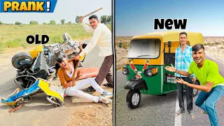 Breaking Stranger’s Autorickshaw And Giving Them 😖 Worth - 400000 - रोड़ पर मरते-मरते बचे 😟