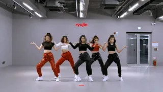 itzy wannabe dance practice mirror [ for 1 person ]