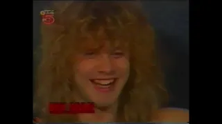 rick savage being THAT bass player