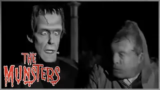 Herman Stops A Thief | The Munsters
