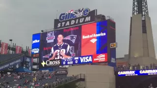 Tom Brady speaks at Kevin Faulk's induction into the Patriots Hall of Fame