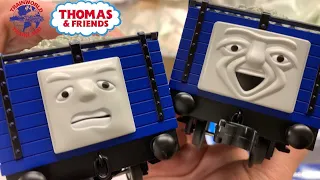 New Lionel O Scale Thomas & Friends Coach and Wagon 2 Packs! From TrainWorld!