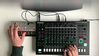 Live Jam 006 (Ft Roland TR8-S & Korg Volca Bass)