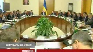 Віктор Янукович прийде на засідання уряду