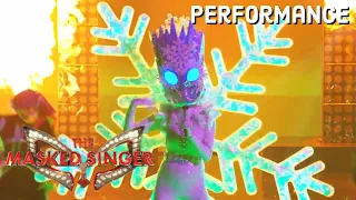 Snowstorm sings “Sweet But Psycho” by Ava Max | THE MASKED SINGER | SEASON 8