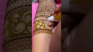 #bridalmehendi #kpmehandiart #bridalmahendimehandi #heena #bridalmehndi #shorts