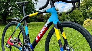 Is this the craziest paint scheme you’ve ever seen? Unboxing: Paris-Roubaix Trek Domane “Black” SLR