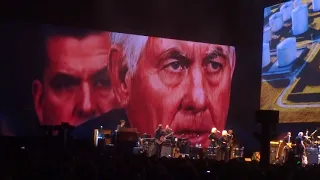 Roger Waters (Pink Floyd) live in Ziggo Dome 2018  - Money