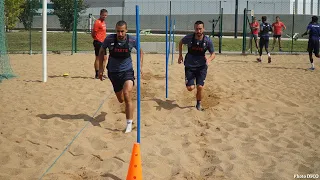 Séance de course de bondissements dans le sable !