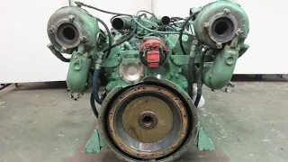 Nice Cold Starting Up BIG DETROIT DIESEL ENGINES and SOUND 2