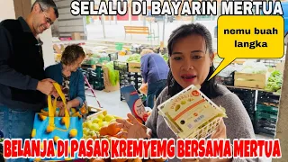 BELANJA DI PASAR KREMPYENG BERSAMA MERTUA  MURAH MERIAH ,SELALU DI BAYARIN HE HE