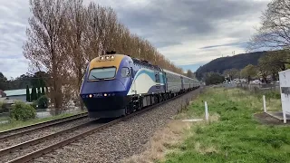 Melbourne Xpts 2003 & 2011 at Bowral level crossing