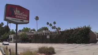 Burbank's Pickwick Bowl closing