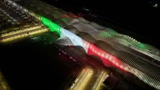 Il video della stazione Mediopadana di Reggio Emilia illuminata con il tricolore per la Festa d...