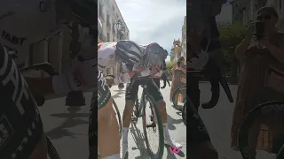 Molano en llanto por su victoria en la Vuelta a Burgos etapa 1 🔥🚴‍♂️  #vueltaaburgos #ciclismo