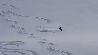 Canale del vess a Courmayeur in freeride