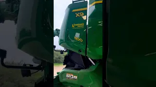 X9 1100 Combine