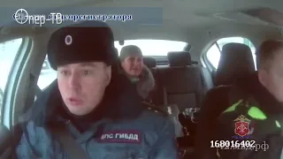 В Новокузнецке благодаря полицейским удалось вернуть матери потерявшегося в транспорте ребенка