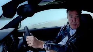 Top Gear: Jeremy Clarkson Casually Spins Out At 200 km/h