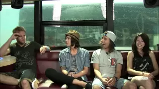 @lennonbus: AP Cover Stars Chat with Kelli Quinn, Tay Jardine and Vic Fuentes