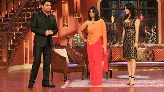 sunny leone in comedy nights with kapil for the promotion of ragini mms 2 interview